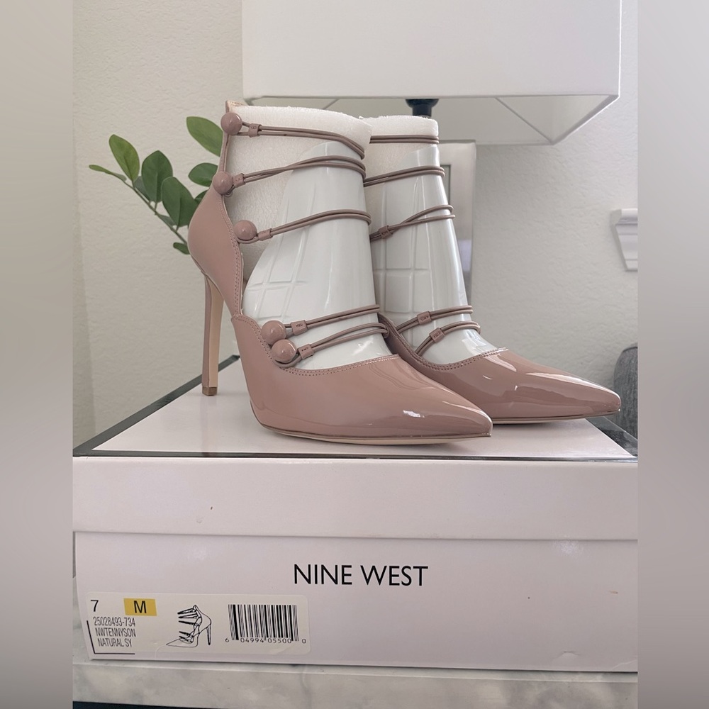 NIB Nine West Natural Tennyson Pump 7M